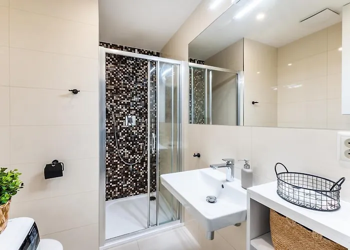 Rentero Charles Square Parking On Request Apartamento *