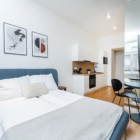 Rentero Charles Square Parking On Request *