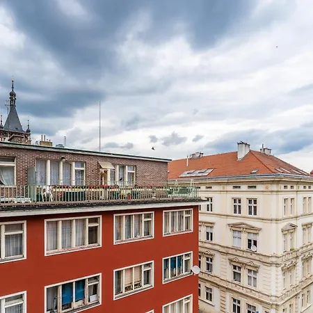 Charles Square Parking Daire Prag